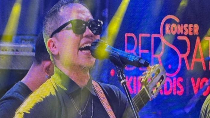 Lagu terbaik Sandhy Sondoro