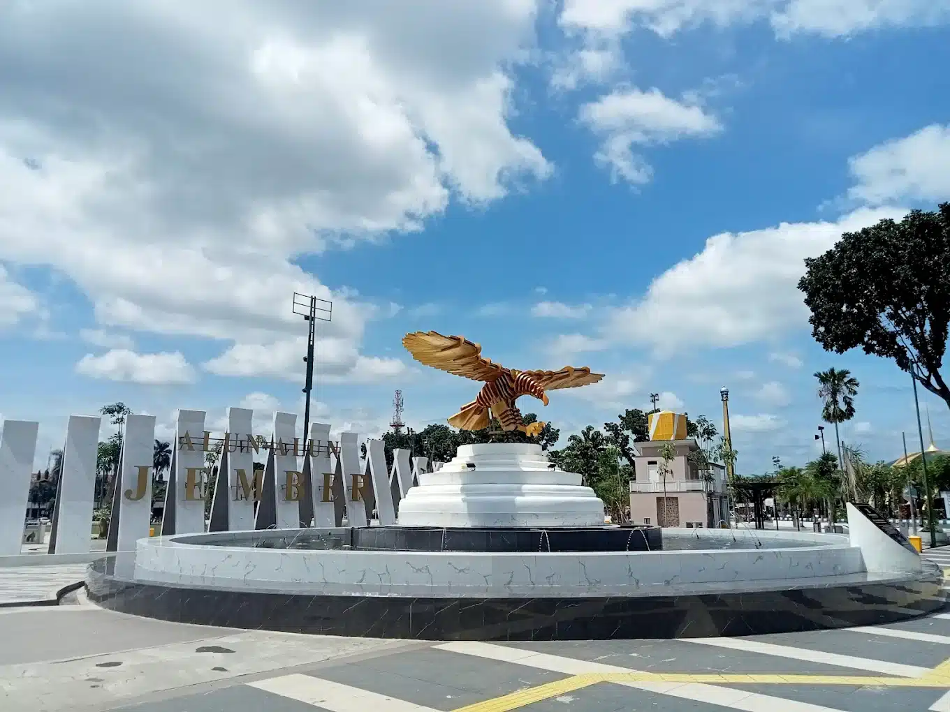 Wisata jember, Alun-Alun Jember