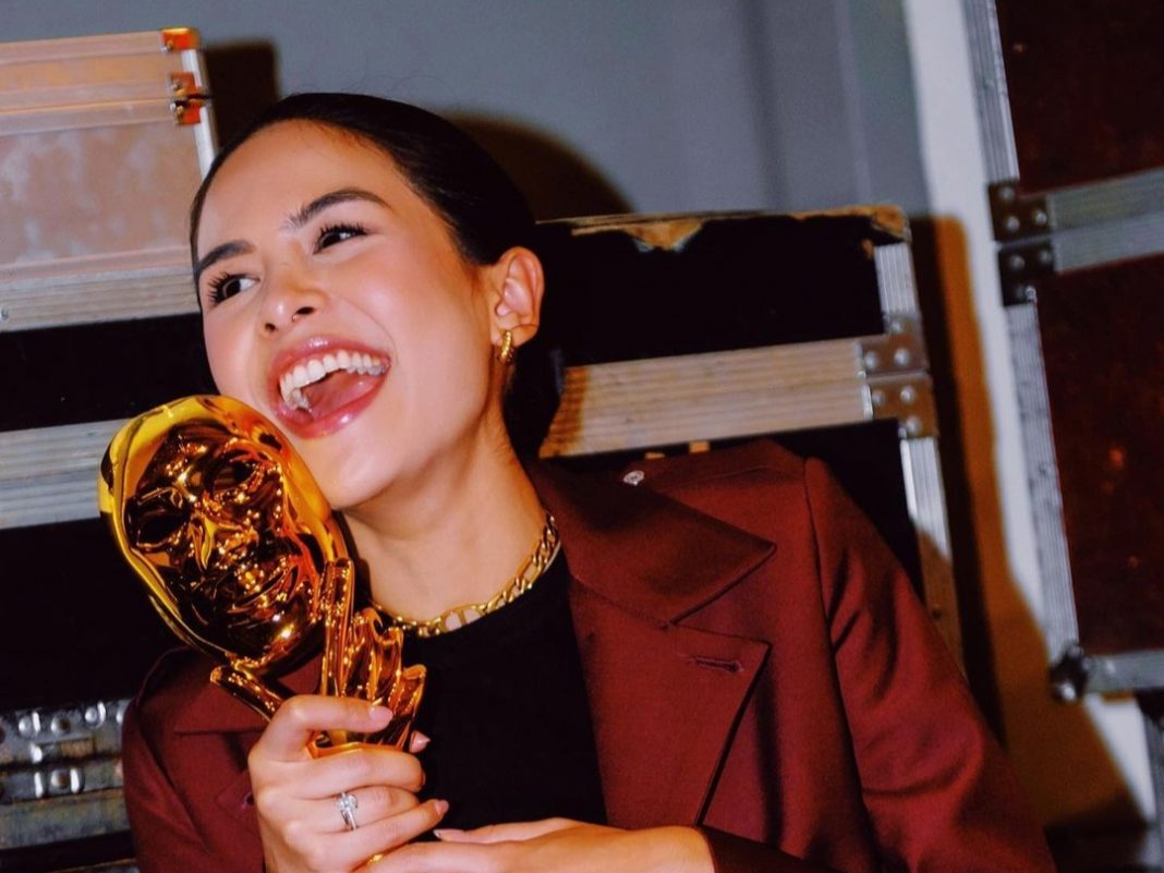 Meski Sedang Dihujat Netizen, 7 Lagu Maudy Ayunda Ini Tetap Hits Sampai Sekarang!