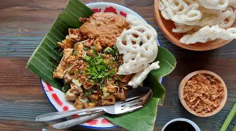 Makanan khas Cirebon, Nasi Lengko