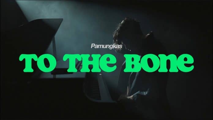Makna lagu To the Bone