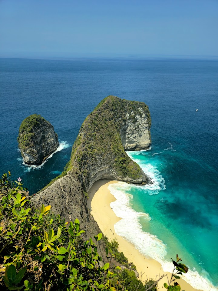 Tempat wisata di Bali, Pantai Kelingking Nusa Penida