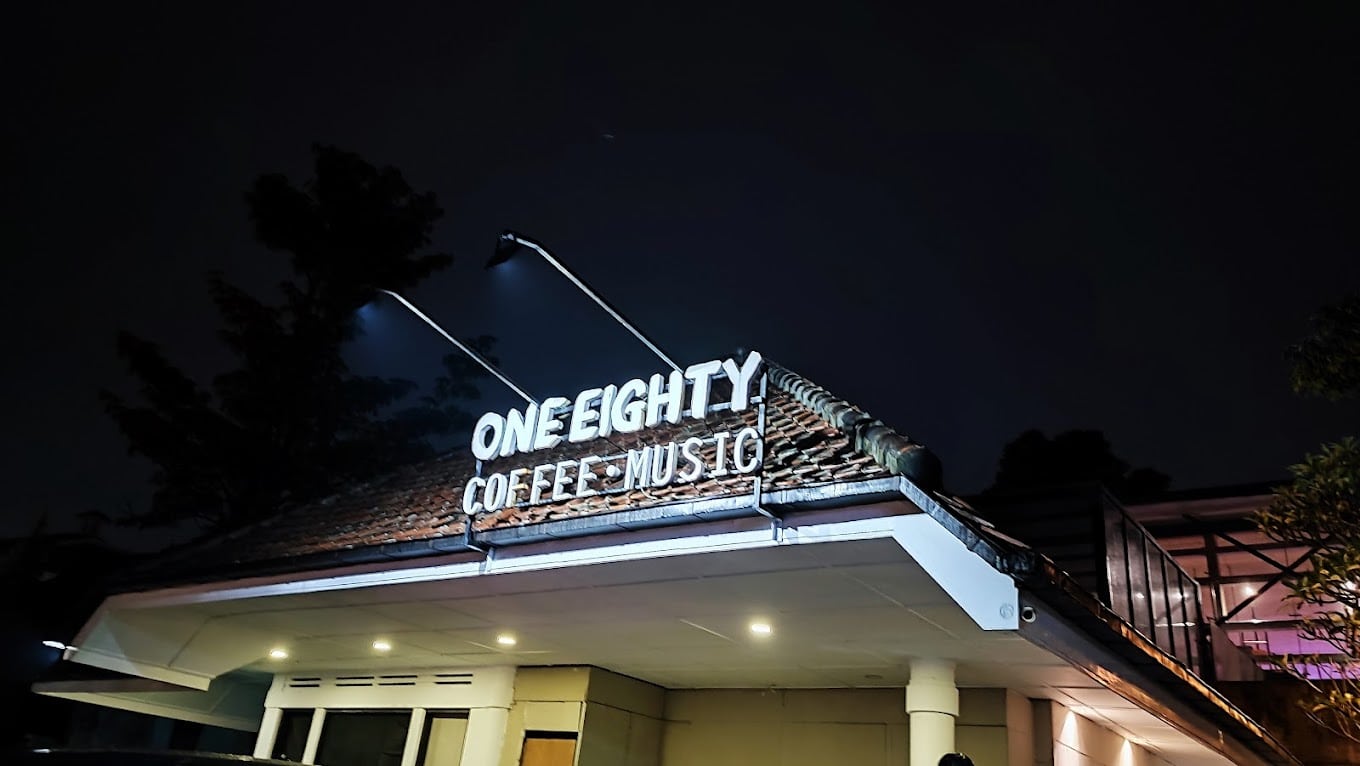 Cafe live music di Bandung, One Eighty Coffee & Music