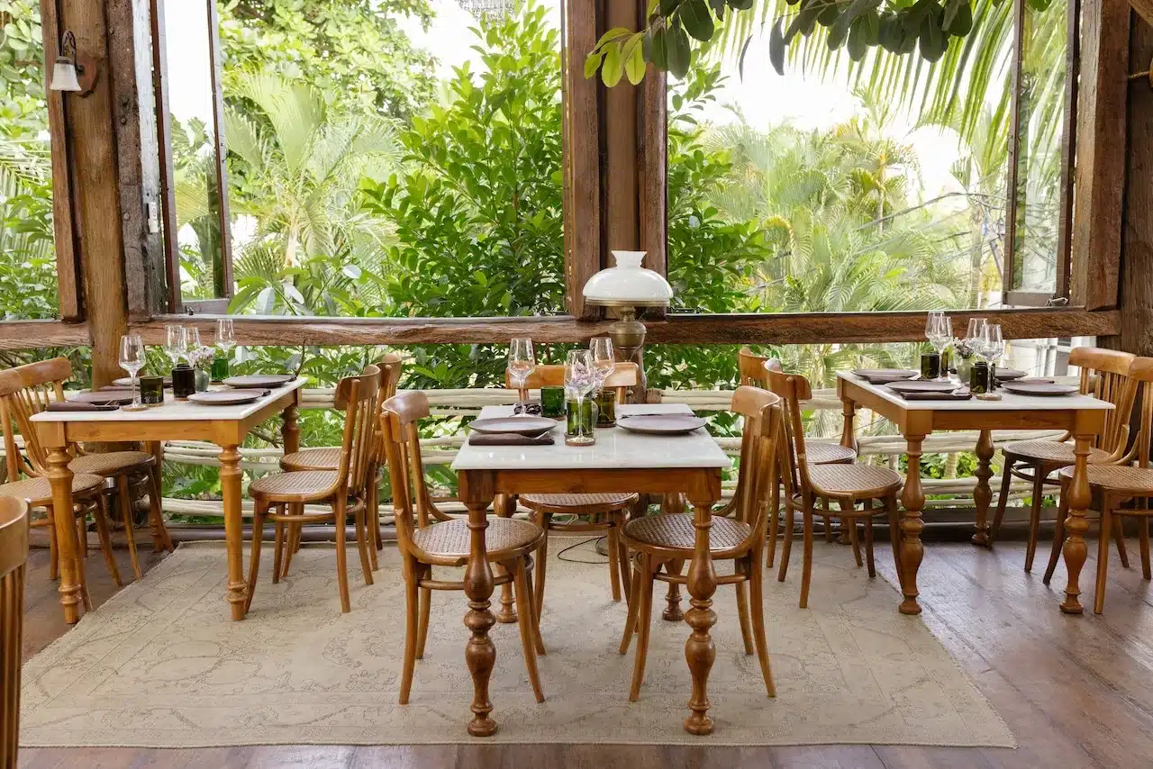 Cafe di Bali yang Instagramable, WOODS PERERENAN