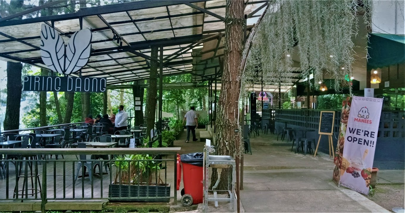 Cafe di Bogor, Piring Daong