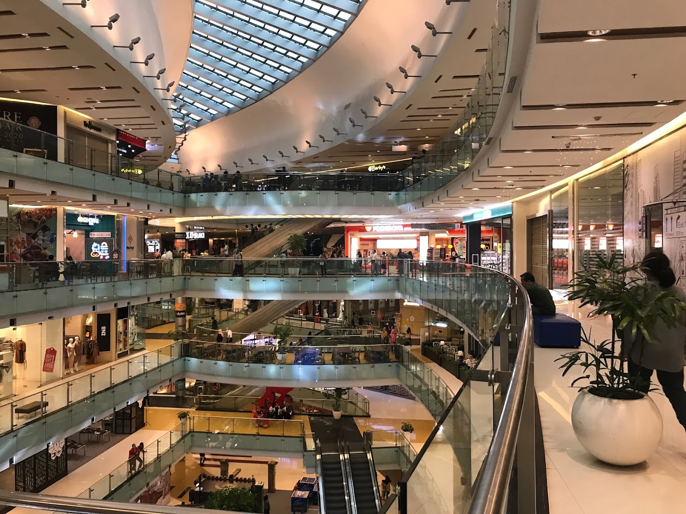 Mall di Surabaya, Grand City Mall