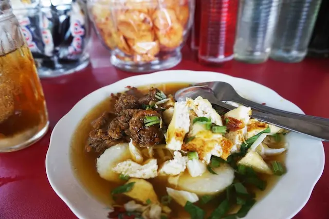 Makanan khas Jepara, Lontong Krubyuk