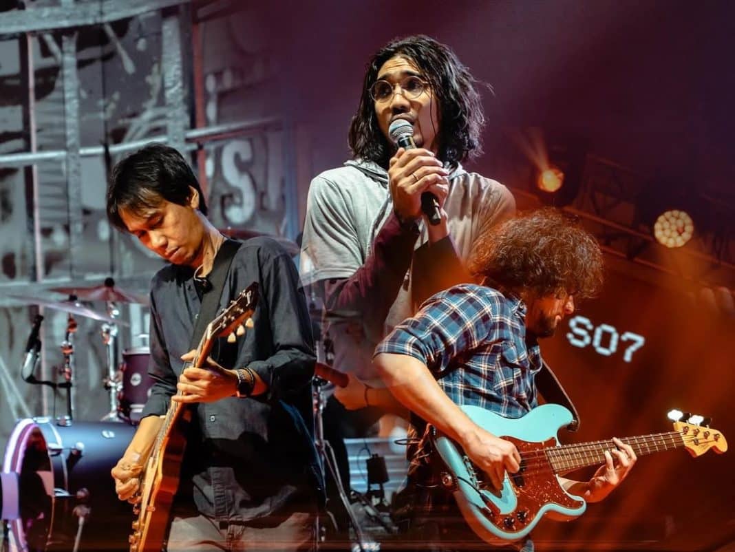 Makna Lagu Dan
