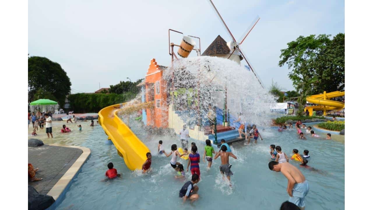 Kolam renang di Tangerang, Amsterdam Water Park