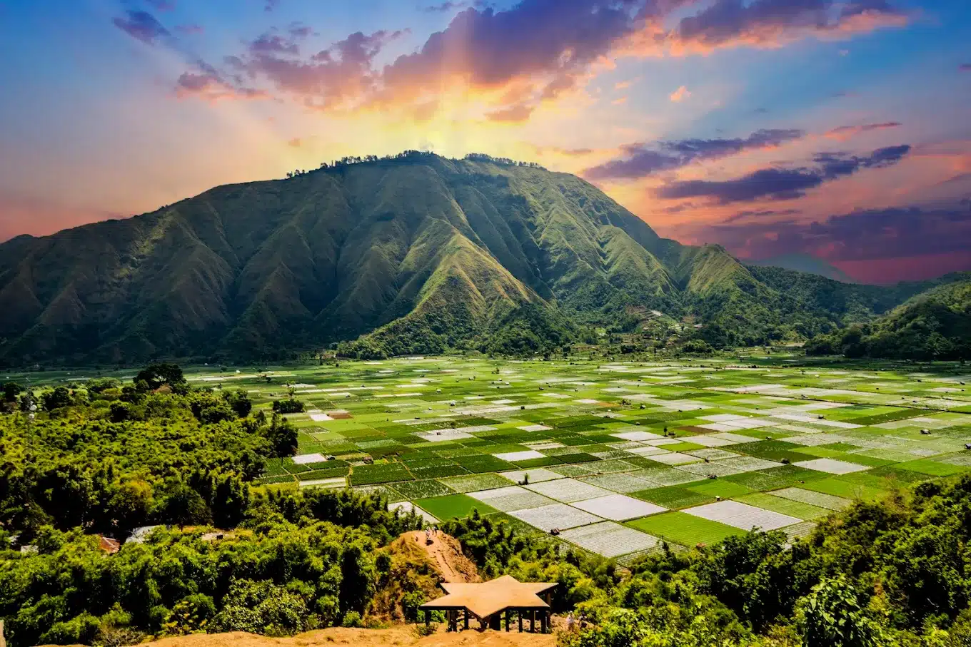 Tempat wisata di Lombok, Bukit Selong