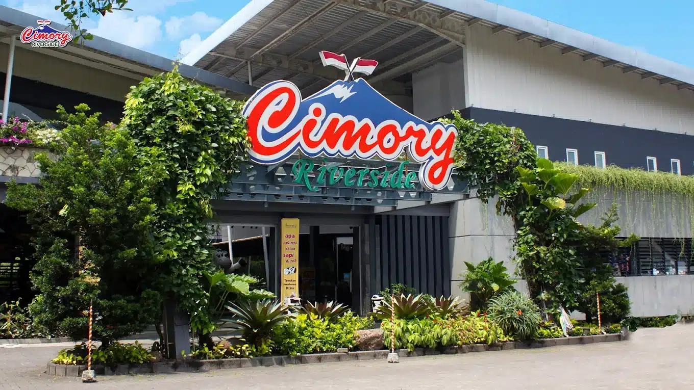 Cimory Riverside Puncak Bogor