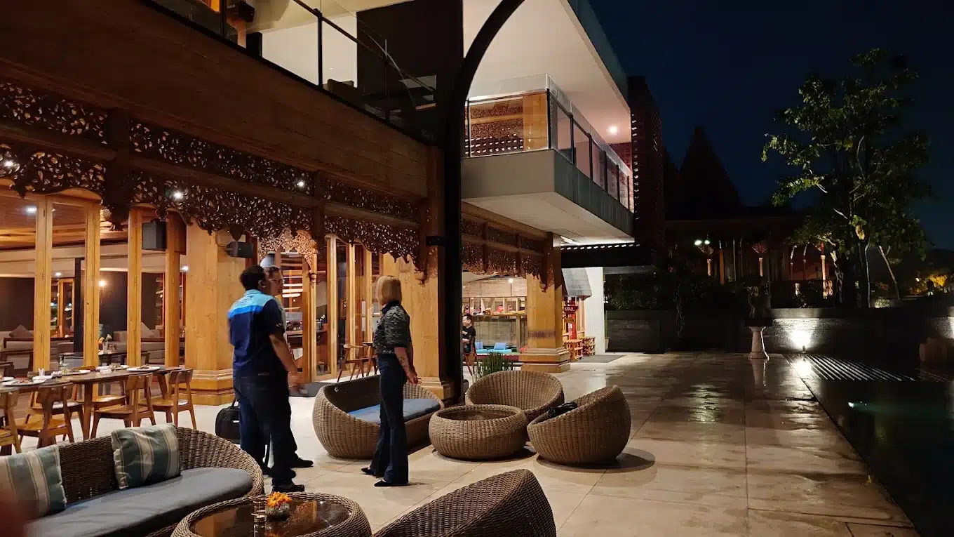 Cafe di Malang, Djati Lounge