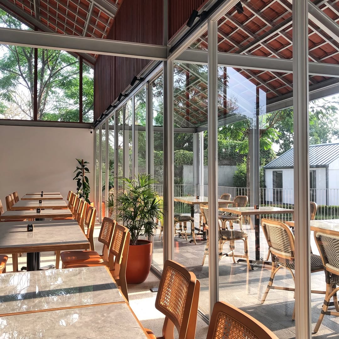 Cafe di Bandung, Homeground Restaurant