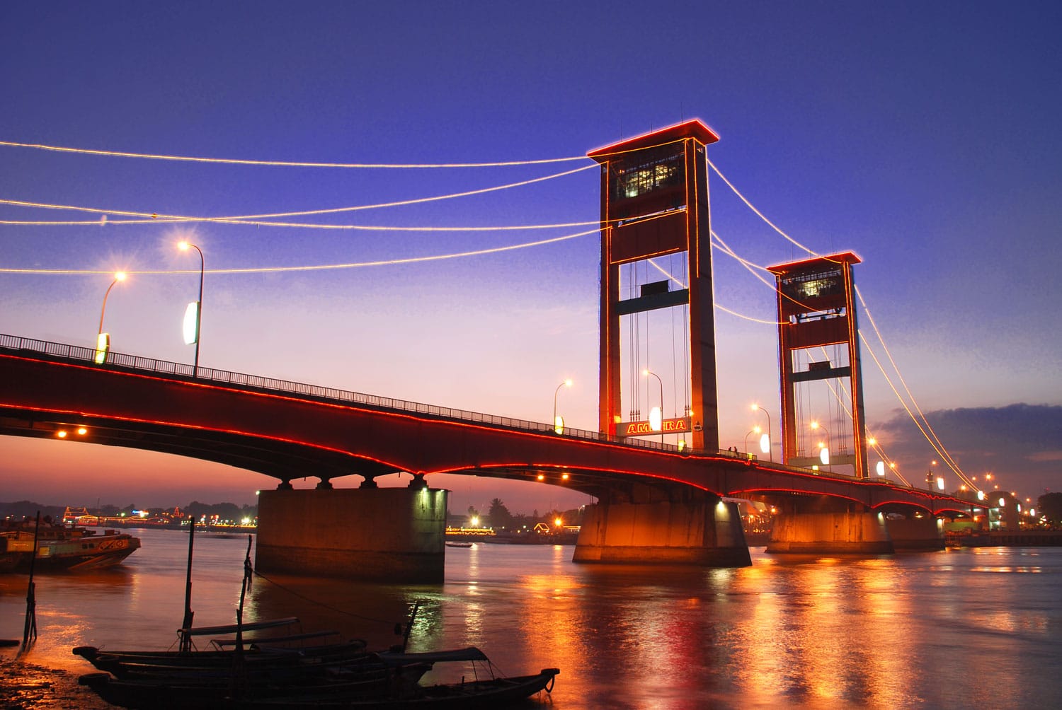 Tempat wisata di Palembang, Jembatan Ampera