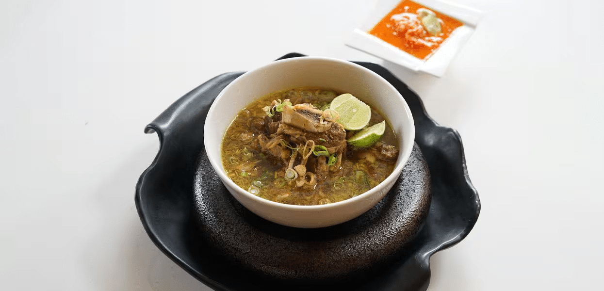 Makanan khas Makassar, Konro