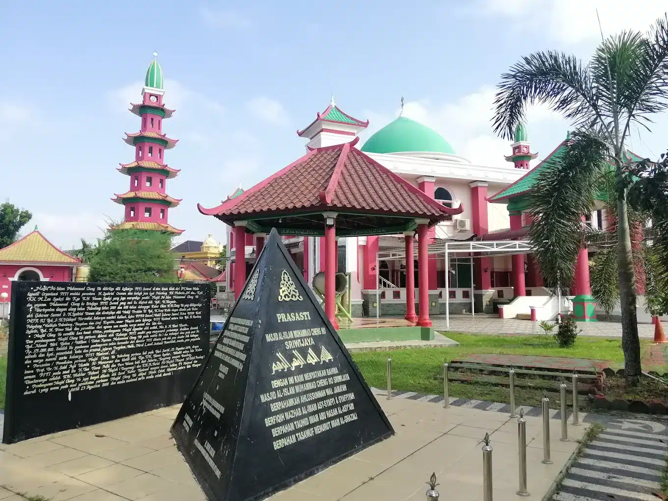 Tempat wisata di Palembang, Masjid Al Islam Cheng Ho