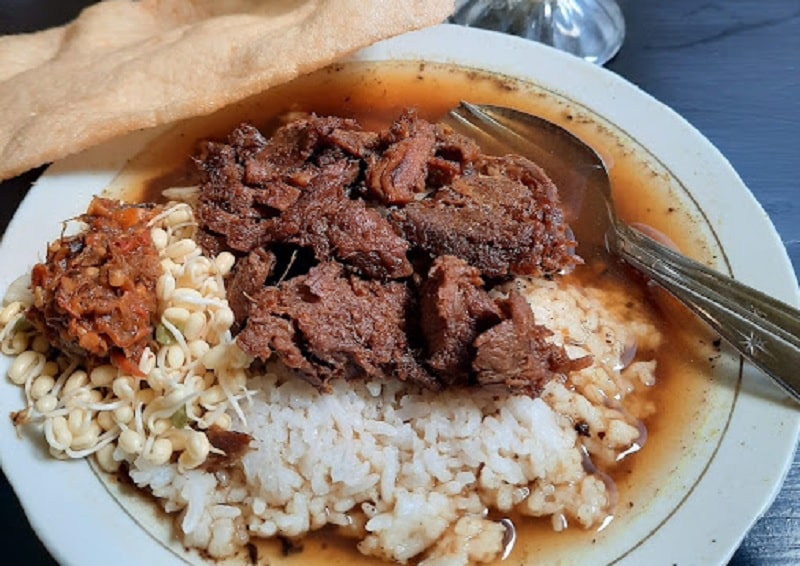 Makanan khas Jombang, Rawon Rosobo
