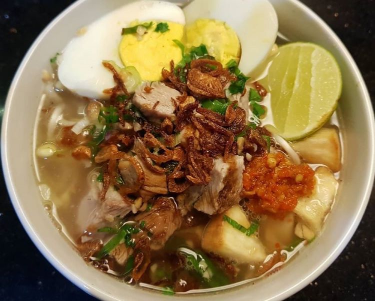 Makanan khas Makassar, Sop Ubi