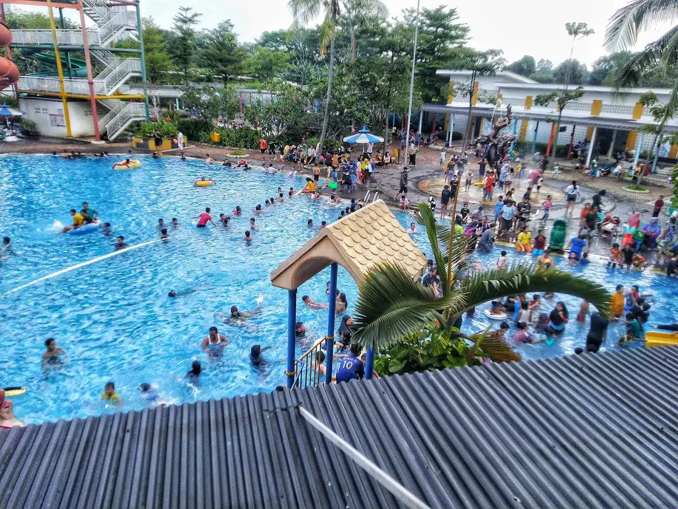 Kolam renang di Tangerang, Ufit Waterpark