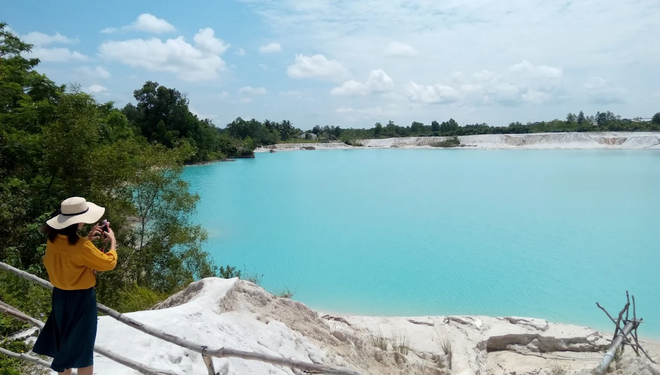 Tempat wisata di Bangka Belitung, Danau Kaolin