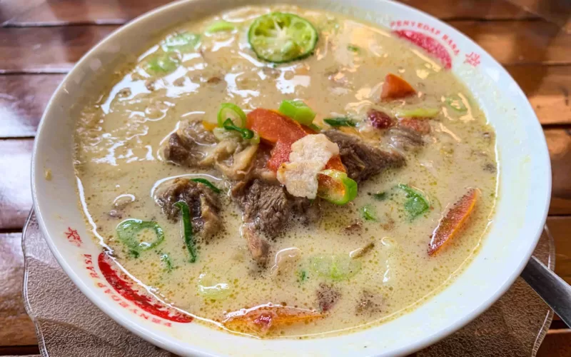 Makanan khas Jakarta, Soto Betawi
