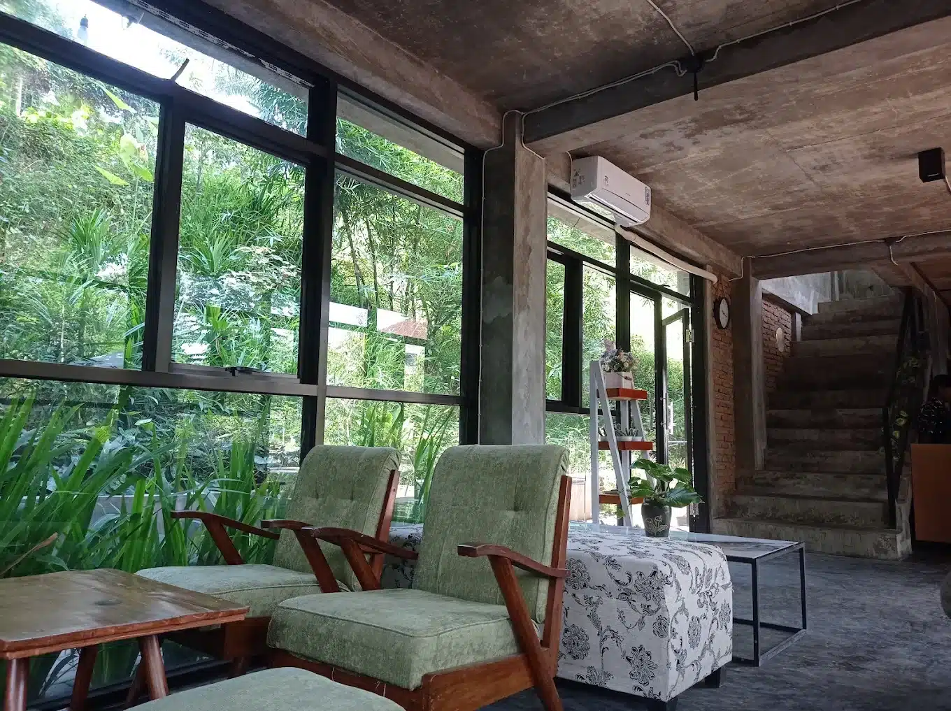 Cafe Jember, Alocasia Cafe and Eatery