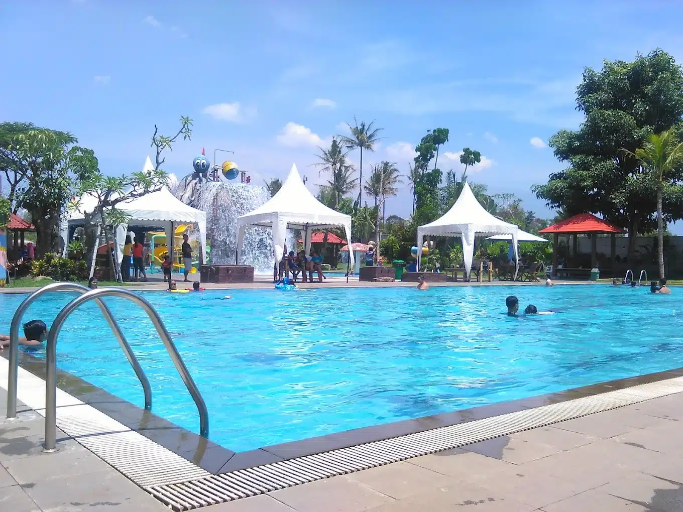 Kolam renang di Malang, Sevenfield Sport Wisata Air
