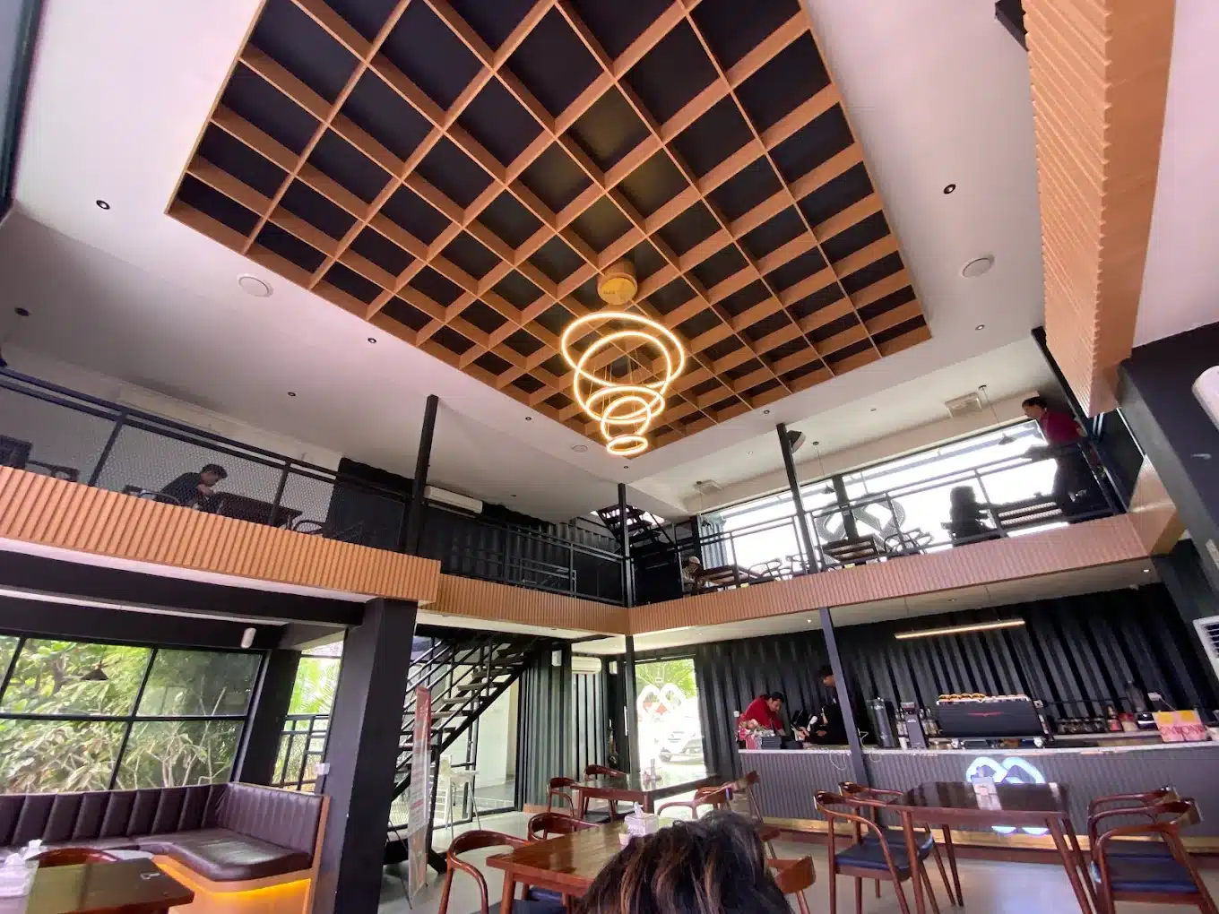 Cafe di Pekanbaru, Monocsky
